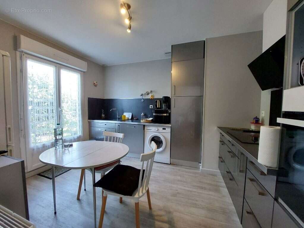 Maison à SAINT-JEAN-DES-CHAMPS