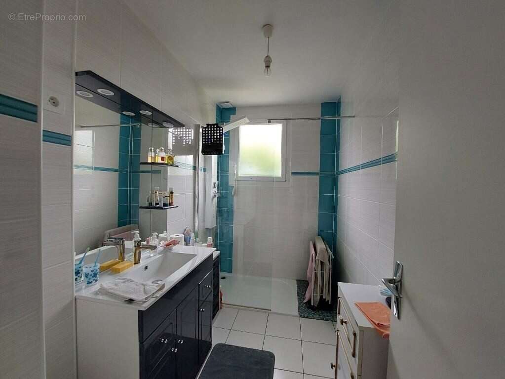 Maison à SAINT-JEAN-DES-CHAMPS