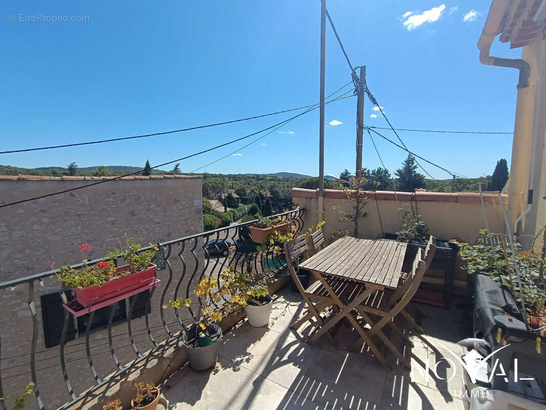 Maison à SAINT-VALLIER-DE-THIEY