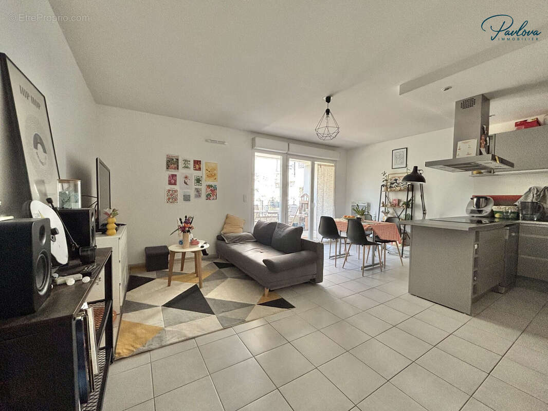 Appartement à CASTELNAU-LE-LEZ