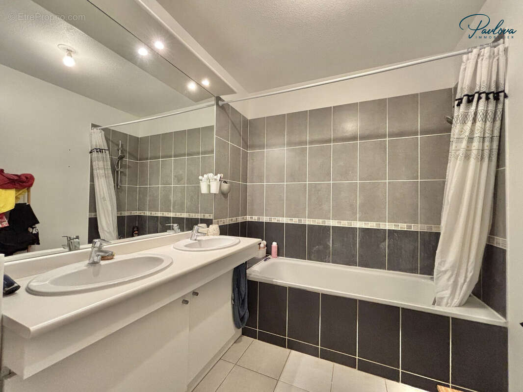 Appartement à CASTELNAU-LE-LEZ