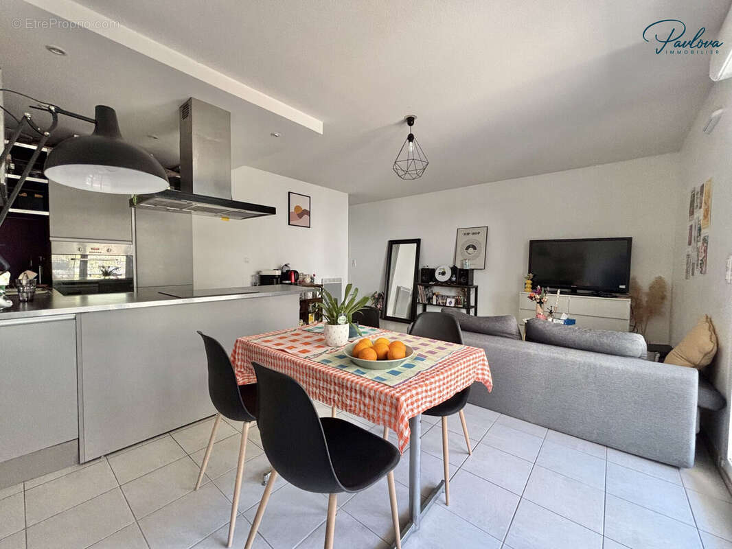 Appartement à CASTELNAU-LE-LEZ