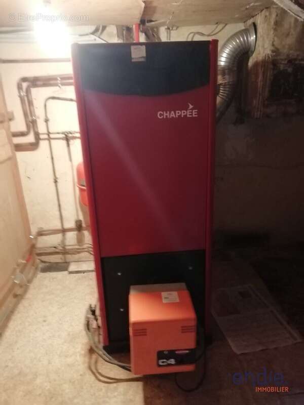 Maison à CHALIVOY-MILON