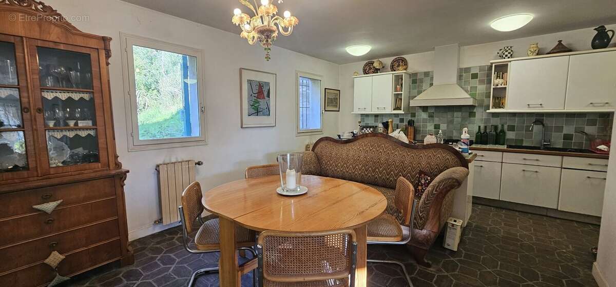 Maison à TOURRETTE-LEVENS