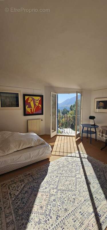 Maison à TOURRETTE-LEVENS