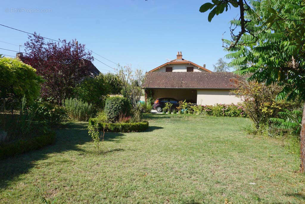 Maison à PARAY-LE-MONIAL