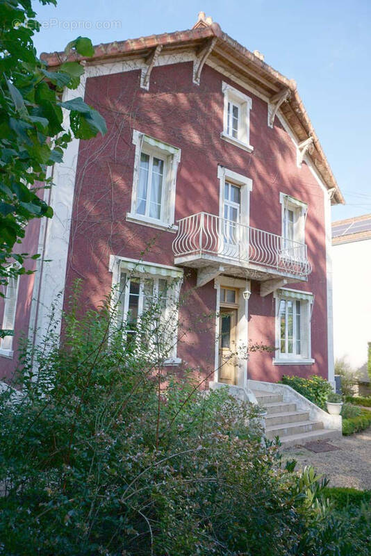 Maison à PARAY-LE-MONIAL
