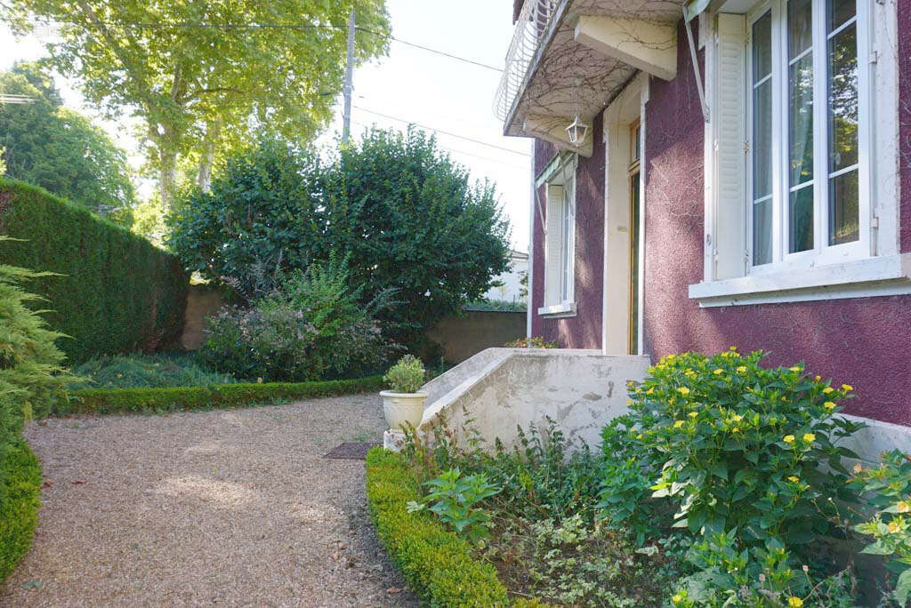 Maison à PARAY-LE-MONIAL