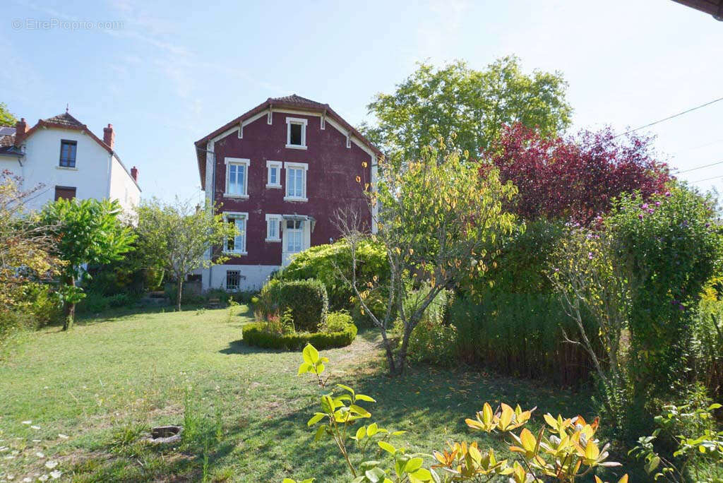 Maison à PARAY-LE-MONIAL