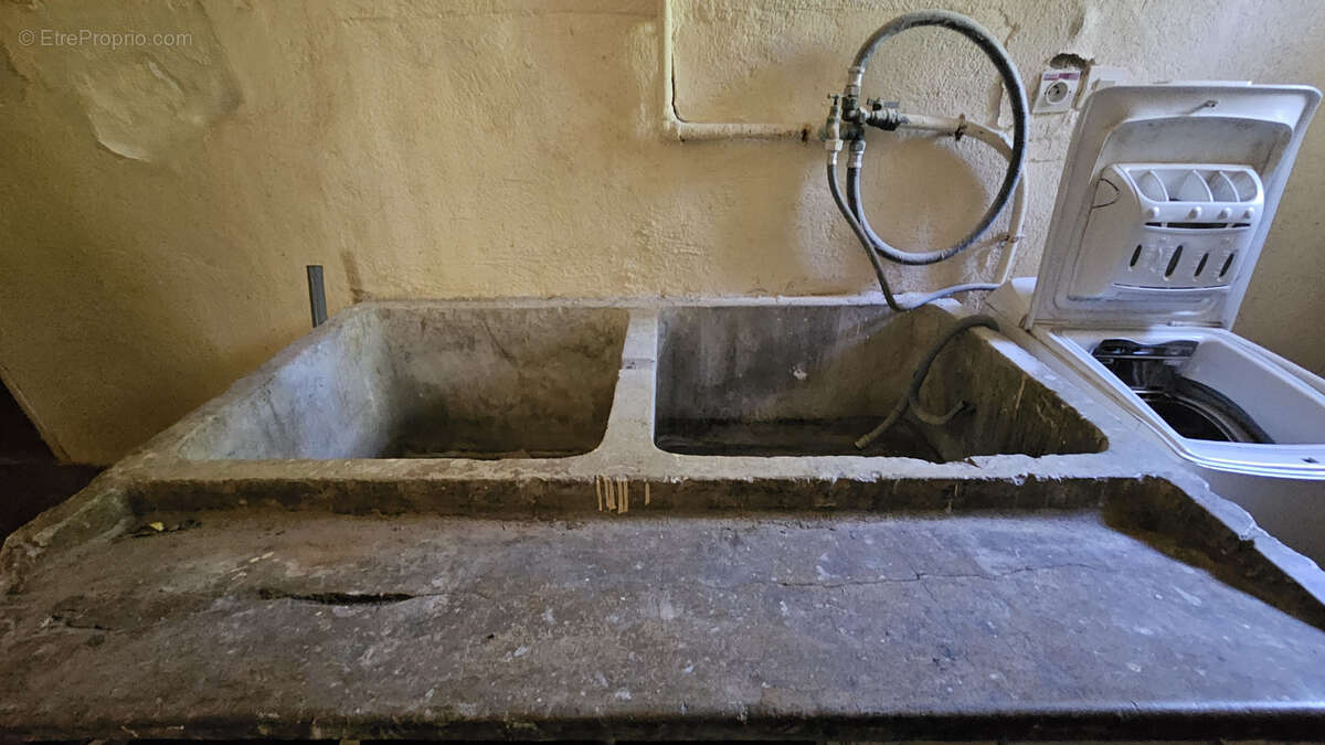 Maison à SAINT-GILLES