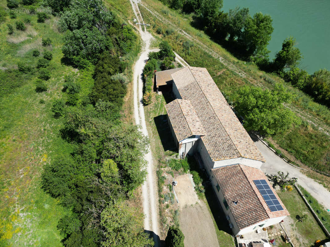Maison à SAINT-GILLES