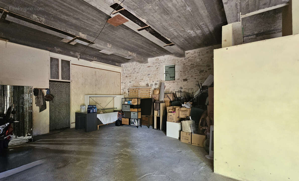 Maison à SAINT-GILLES