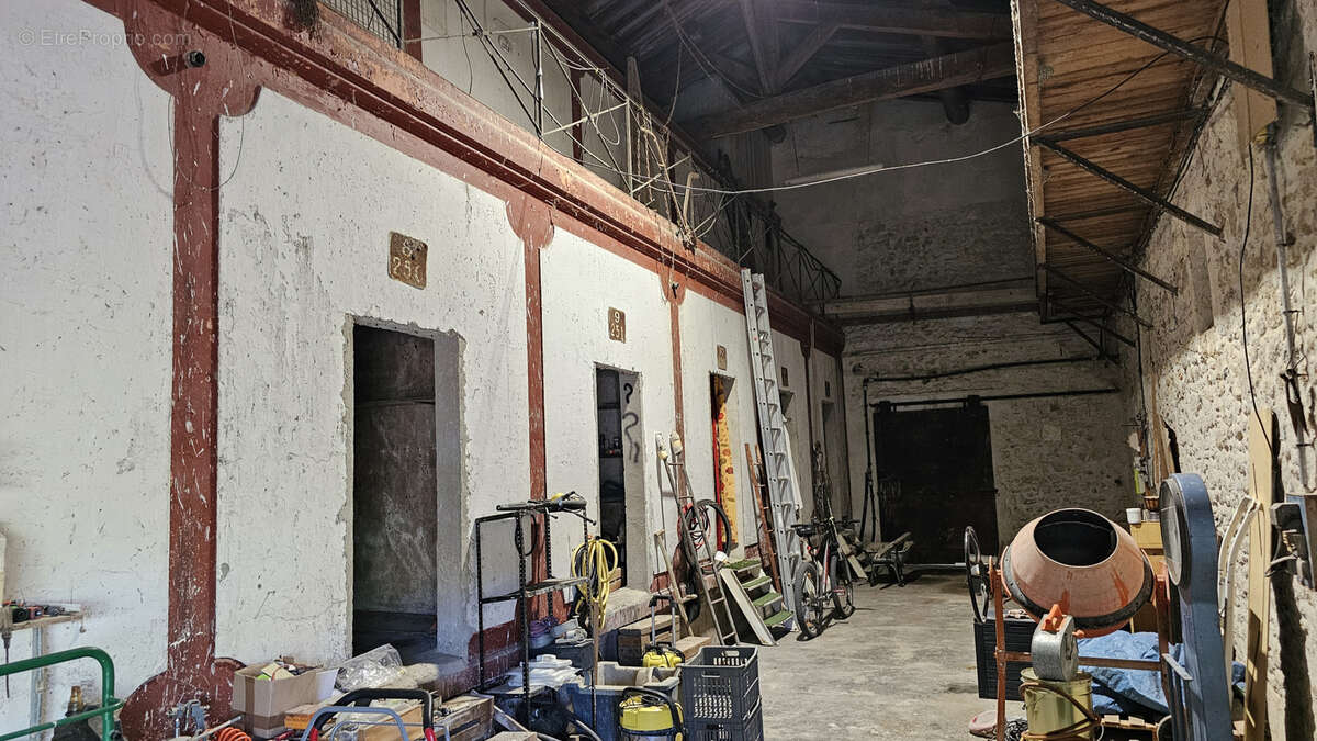 Maison à SAINT-GILLES