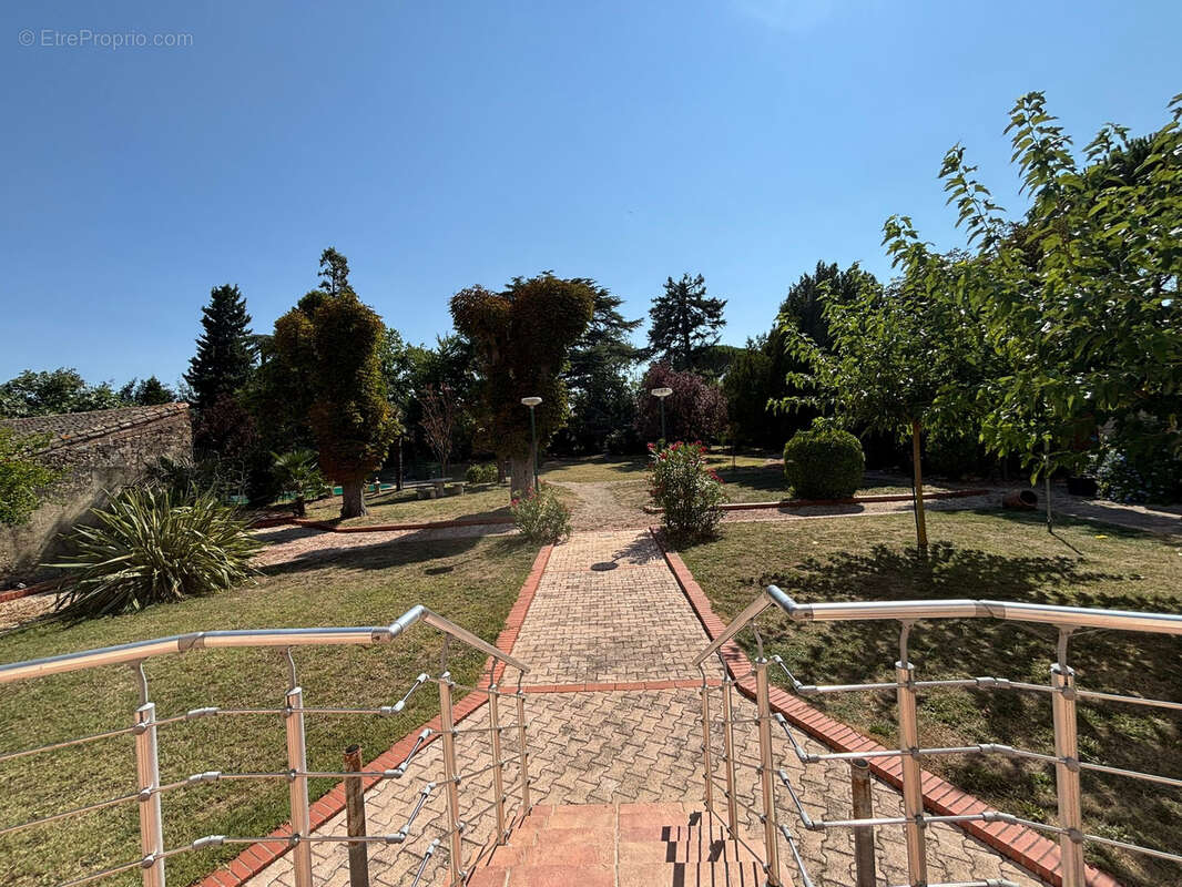 Maison à LABASTIDE-D&#039;ANJOU