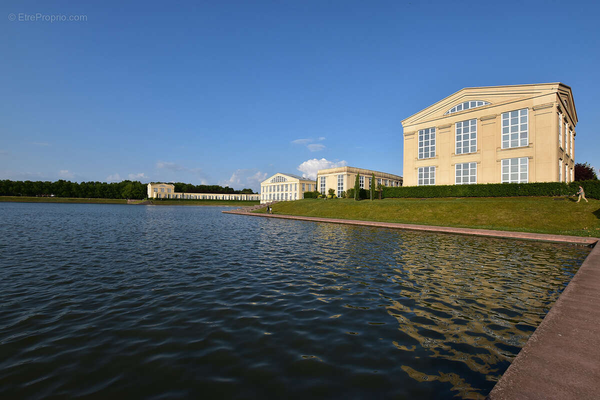 Appartement à VOISINS-LE-BRETONNEUX