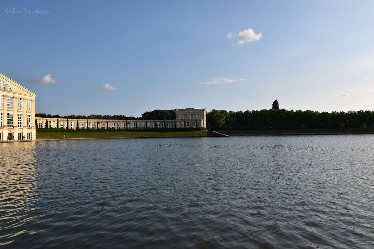 Appartement à VOISINS-LE-BRETONNEUX