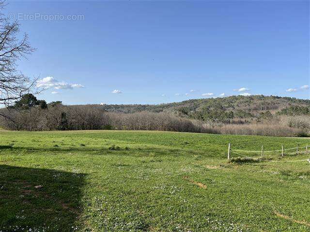 Maison à SAINT-MARTIAL-DE-NABIRAT