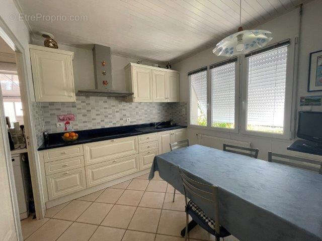 Maison à L&#039;EPINE