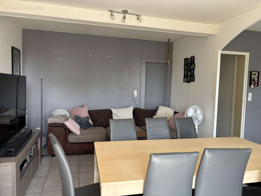 Maison à PERVENCHERES