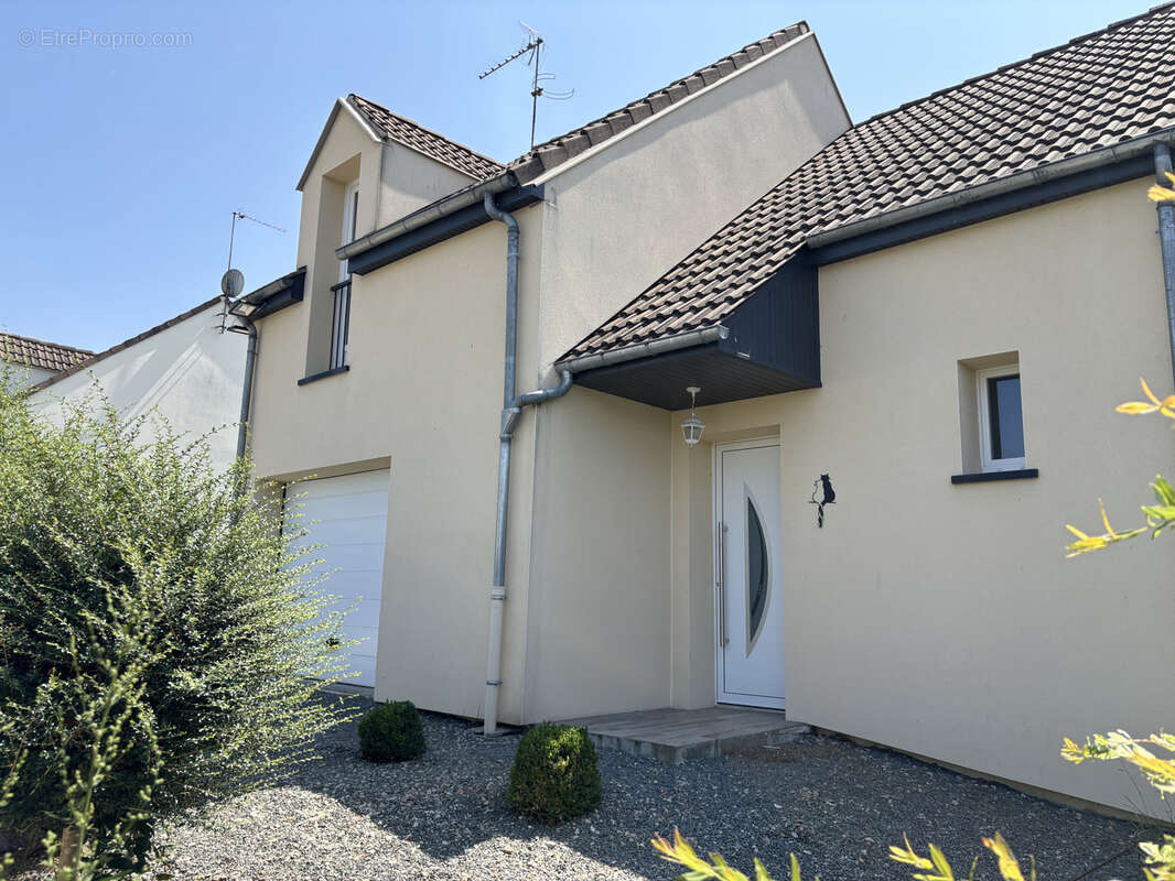 Maison à PERVENCHERES