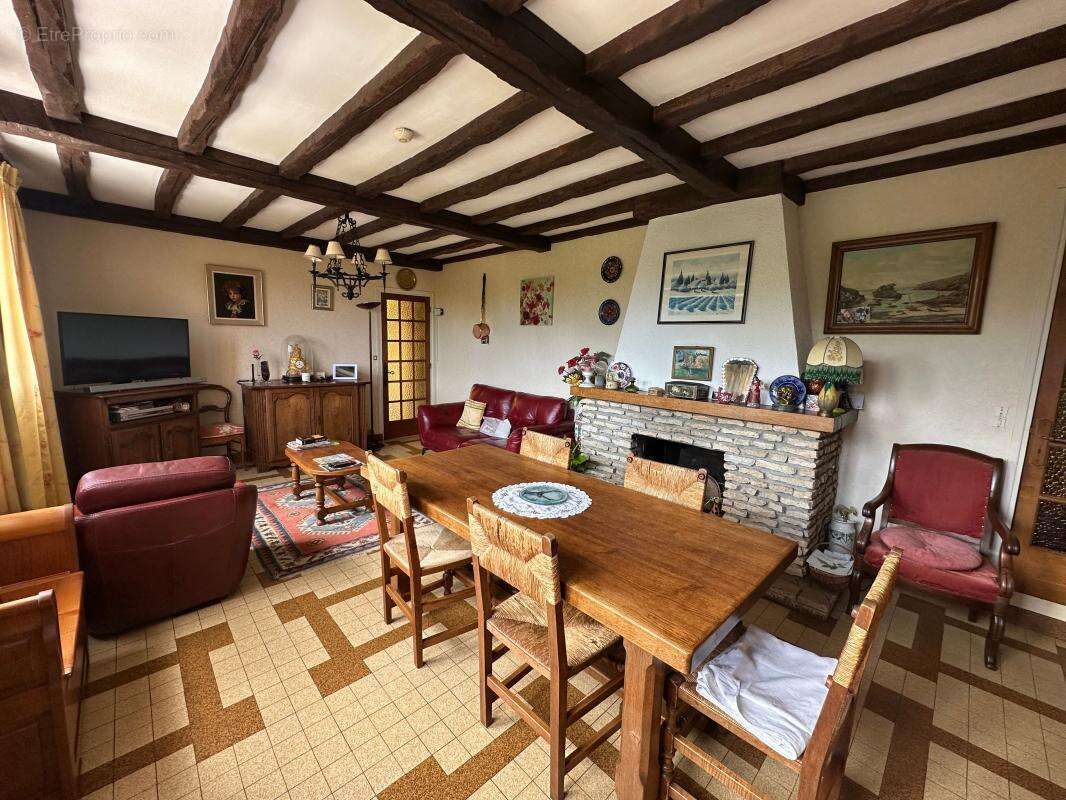 Maison à LIZY-SUR-OURCQ