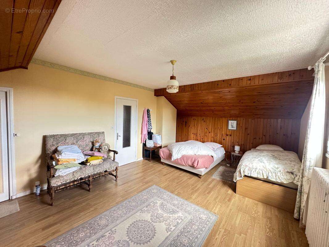 Maison à LIZY-SUR-OURCQ