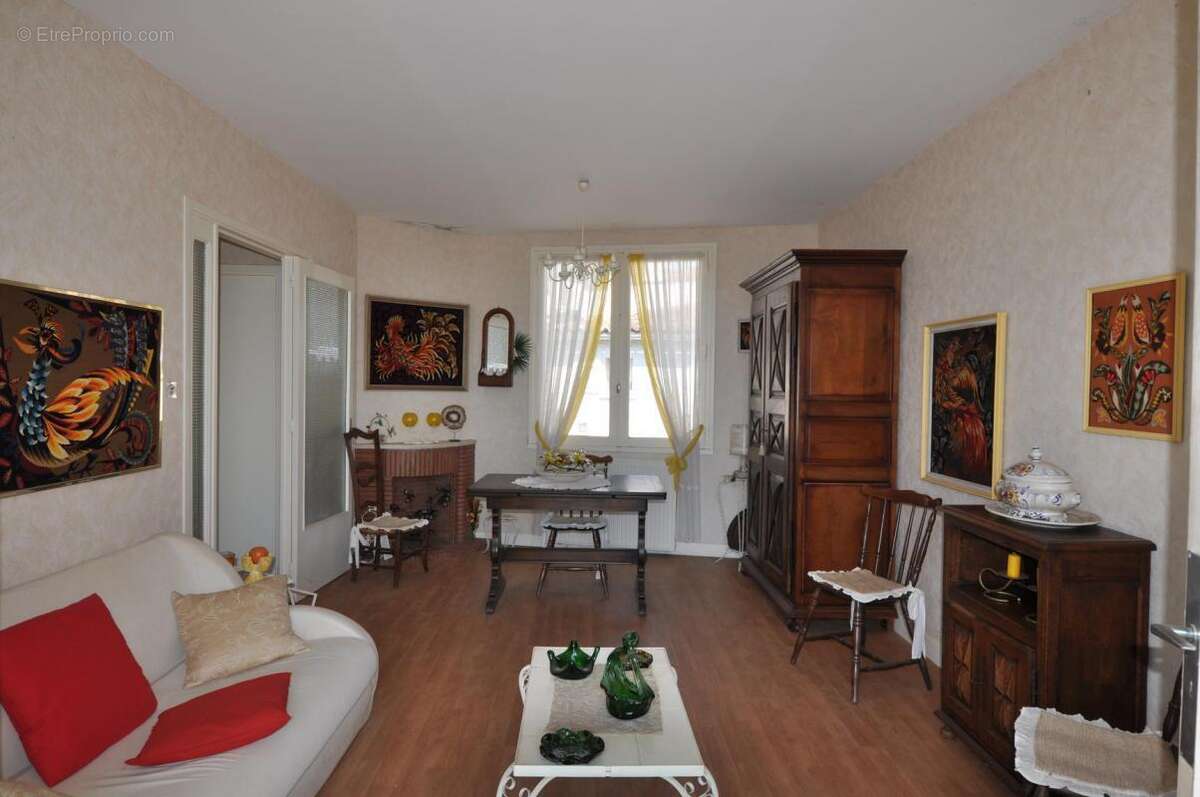 Maison à VILLEFRANCHE-D&#039;ALBIGEOIS