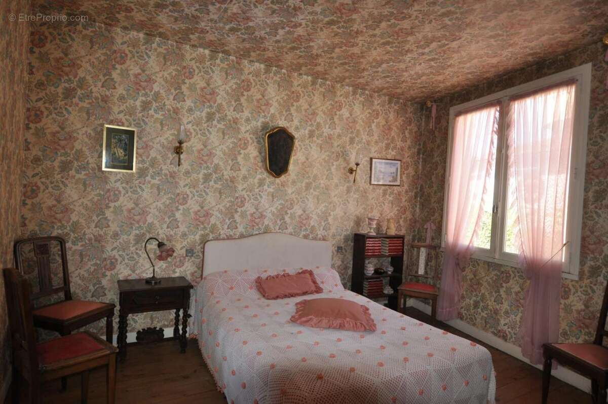 Maison à VILLEFRANCHE-D&#039;ALBIGEOIS