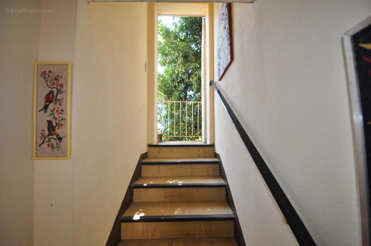 Maison à VILLEFRANCHE-D&#039;ALBIGEOIS