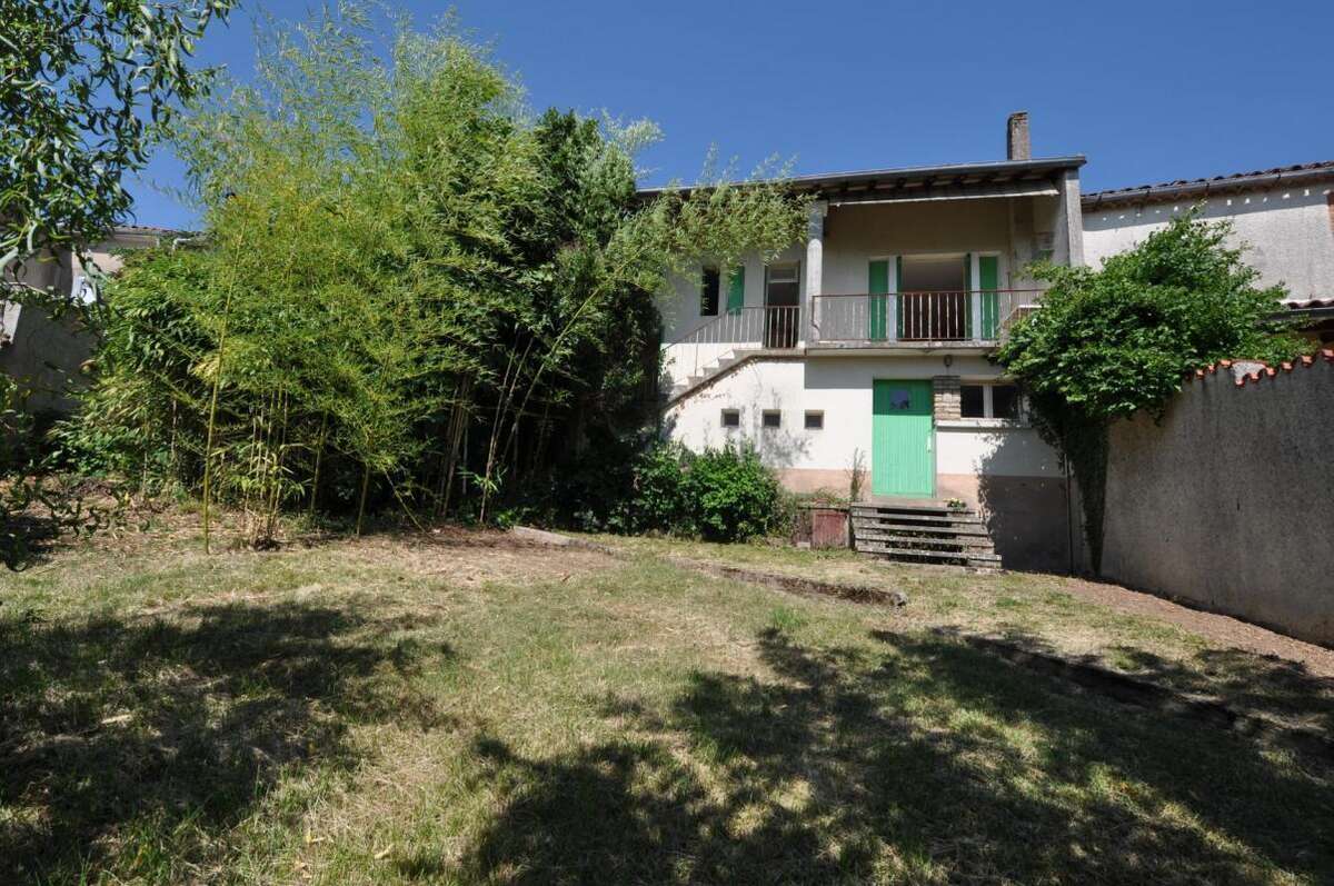 Maison à VILLEFRANCHE-D&#039;ALBIGEOIS