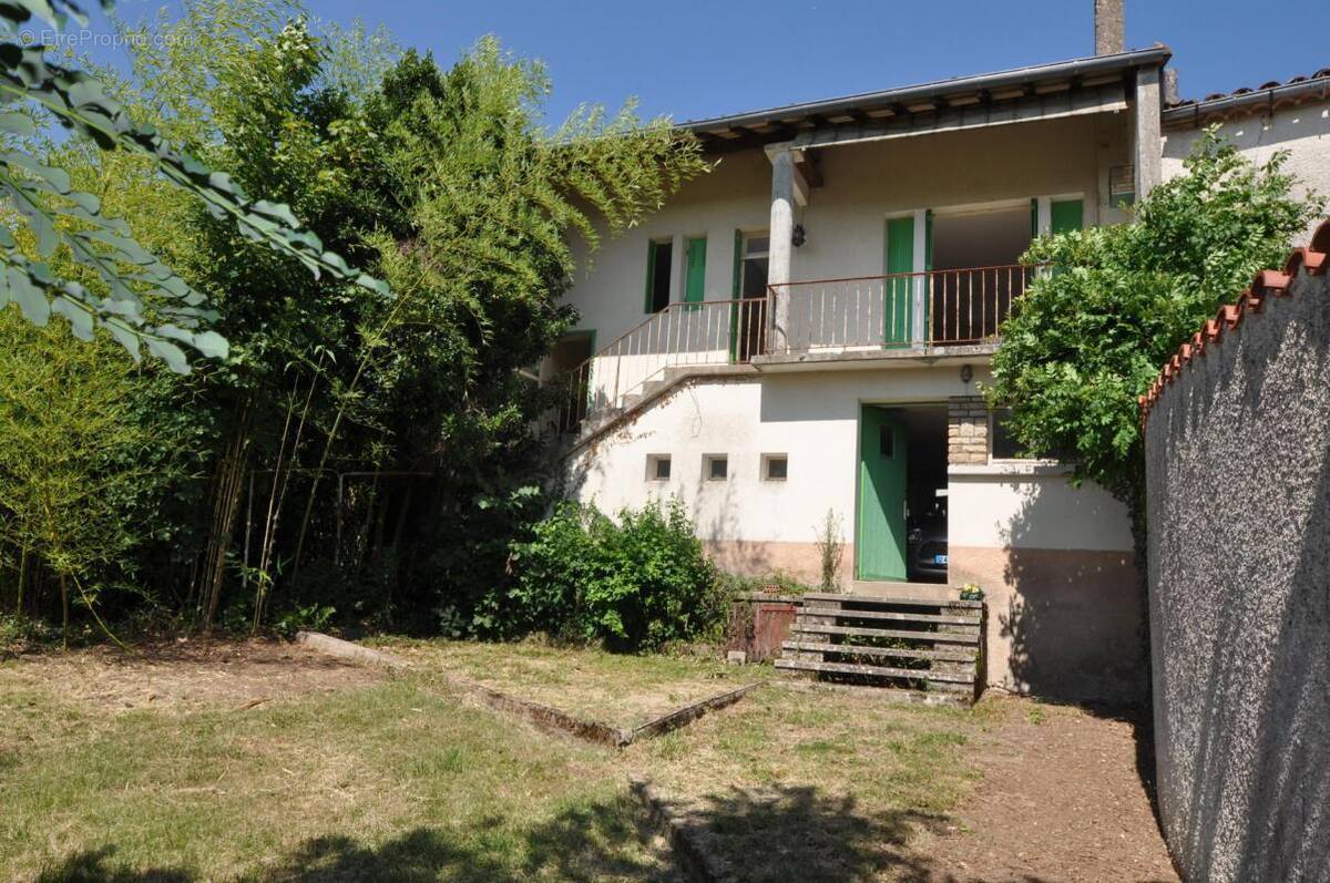 Maison à VILLEFRANCHE-D&#039;ALBIGEOIS