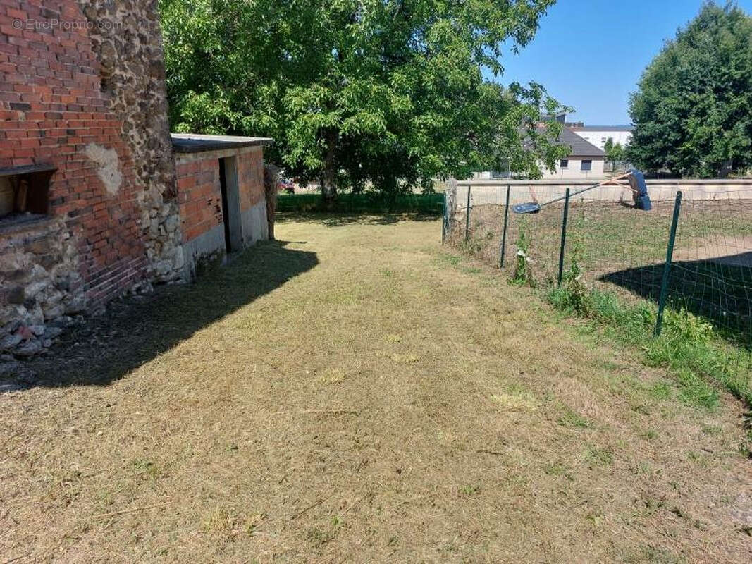 Maison à ARNAC-POMPADOUR