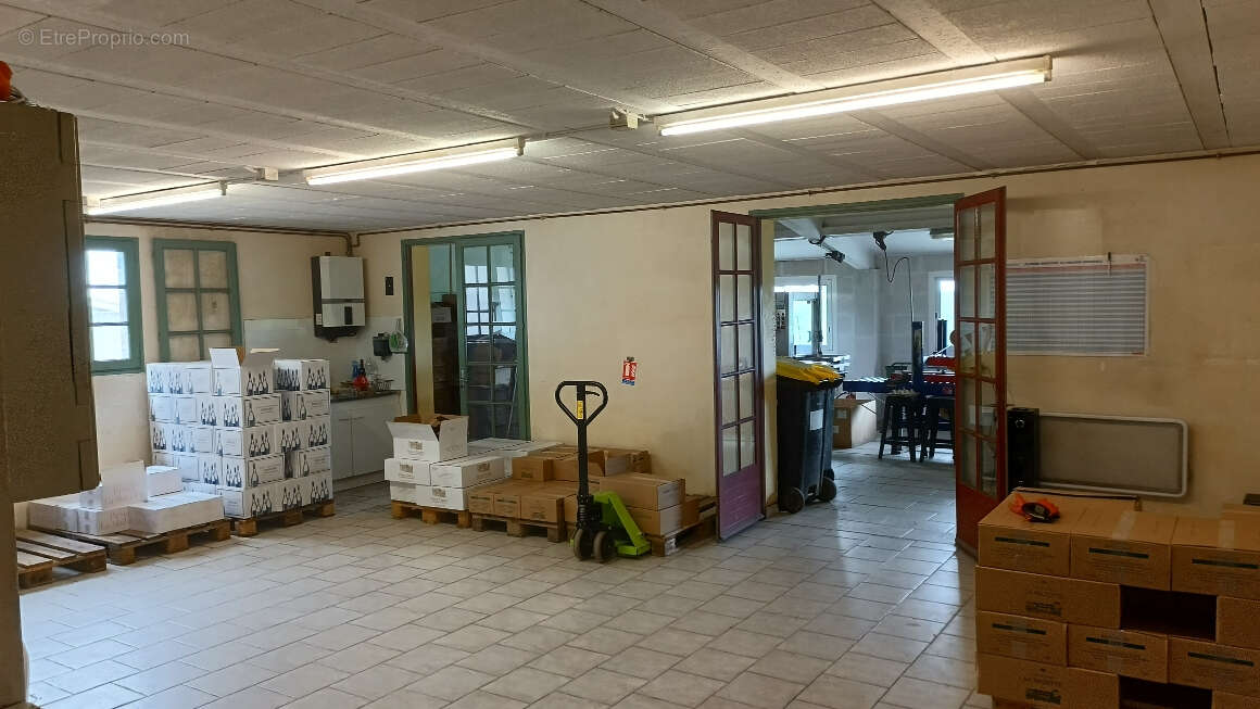 Maison à SAINT-ROMAIN-LA-VIRVEE