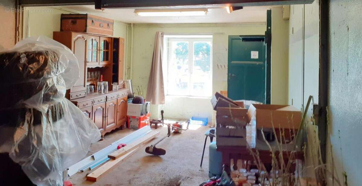 Maison à SAINT-FRONT