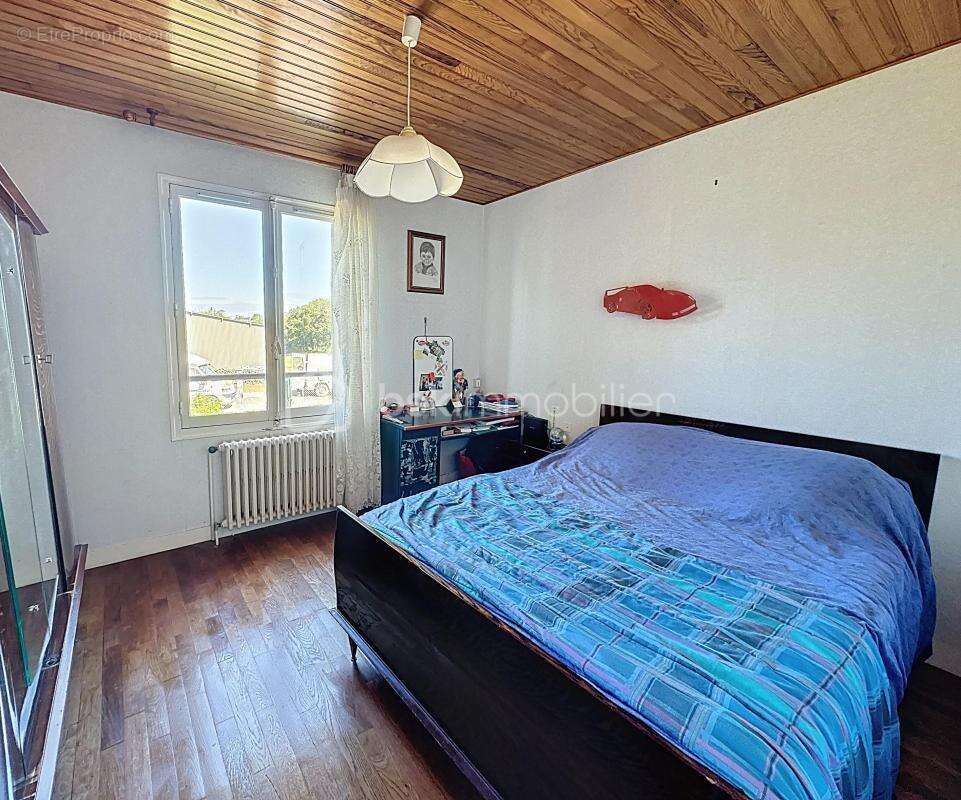 Maison à SENS-DE-BRETAGNE