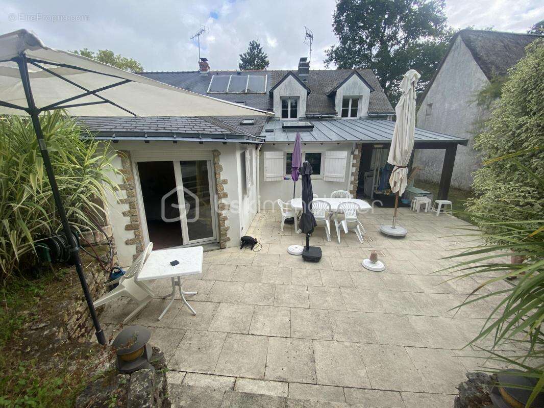 Maison à SAINT-LYPHARD