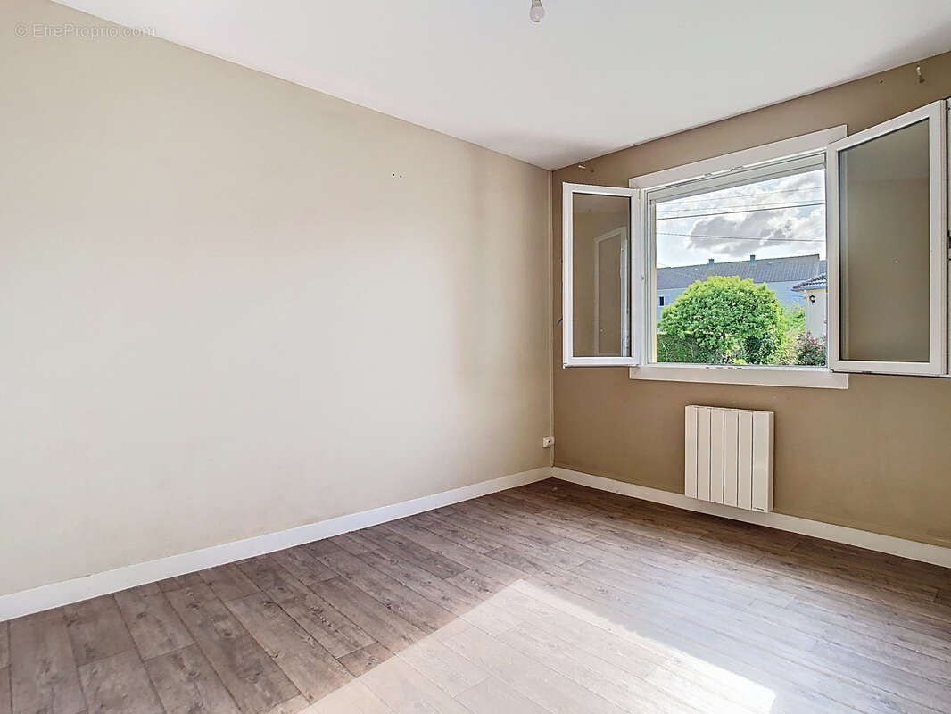 Maison à LA HAYE-DU-PUITS