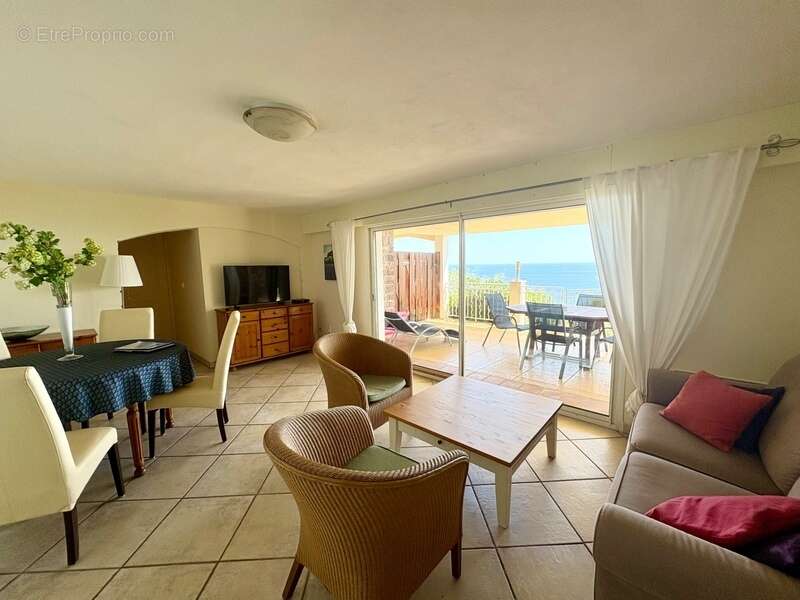 Maison à LES ISSAMBRES