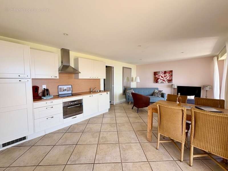 Maison à LES ISSAMBRES