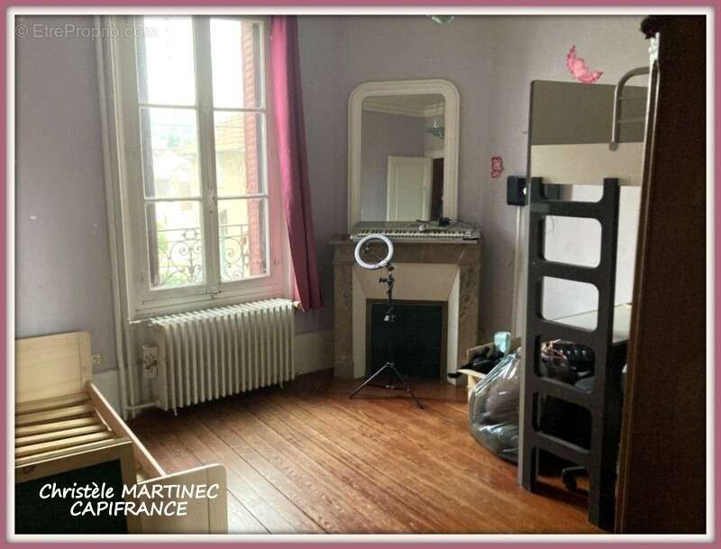 Maison à PONT-SUR-YONNE