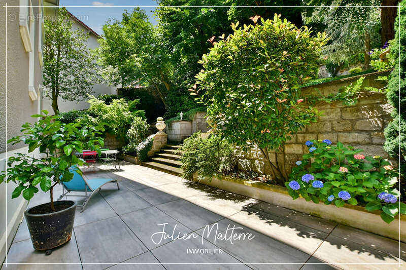 Maison à SAINT-ETIENNE