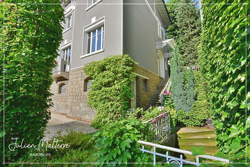 Maison à SAINT-ETIENNE