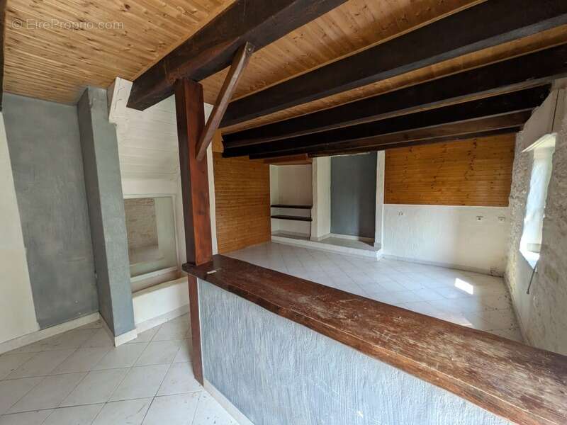 Maison à SAINT-CARADEC-TREGOMEL