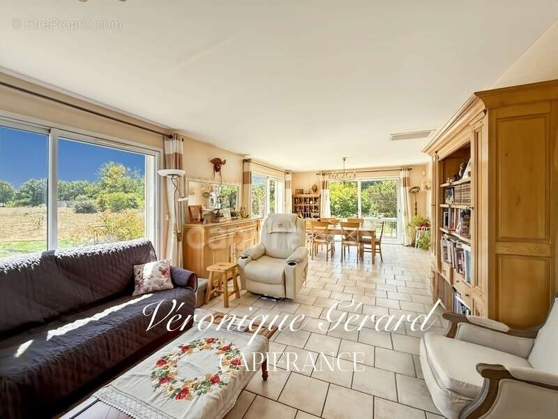 Maison à MONTPON-MENESTEROL