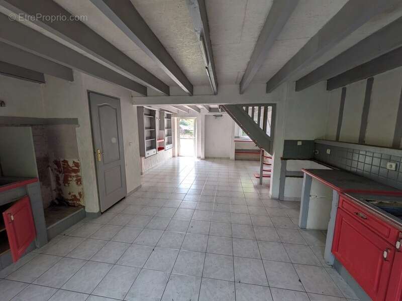 Maison à SAINT-CARADEC-TREGOMEL