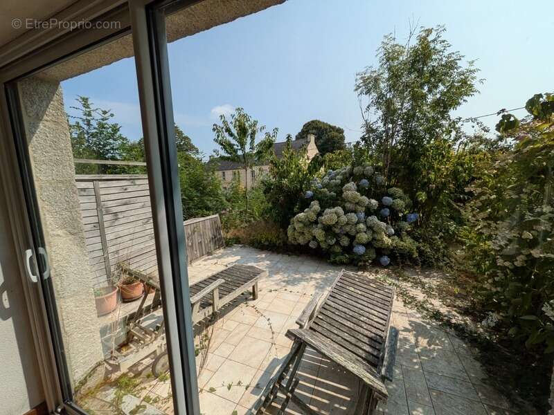 Maison à SAINT-CARADEC-TREGOMEL