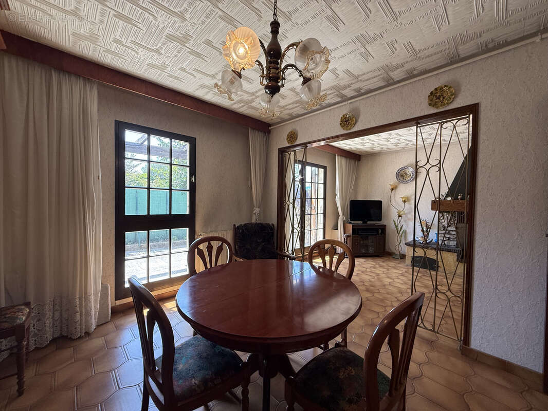 Maison à CAISSARGUES