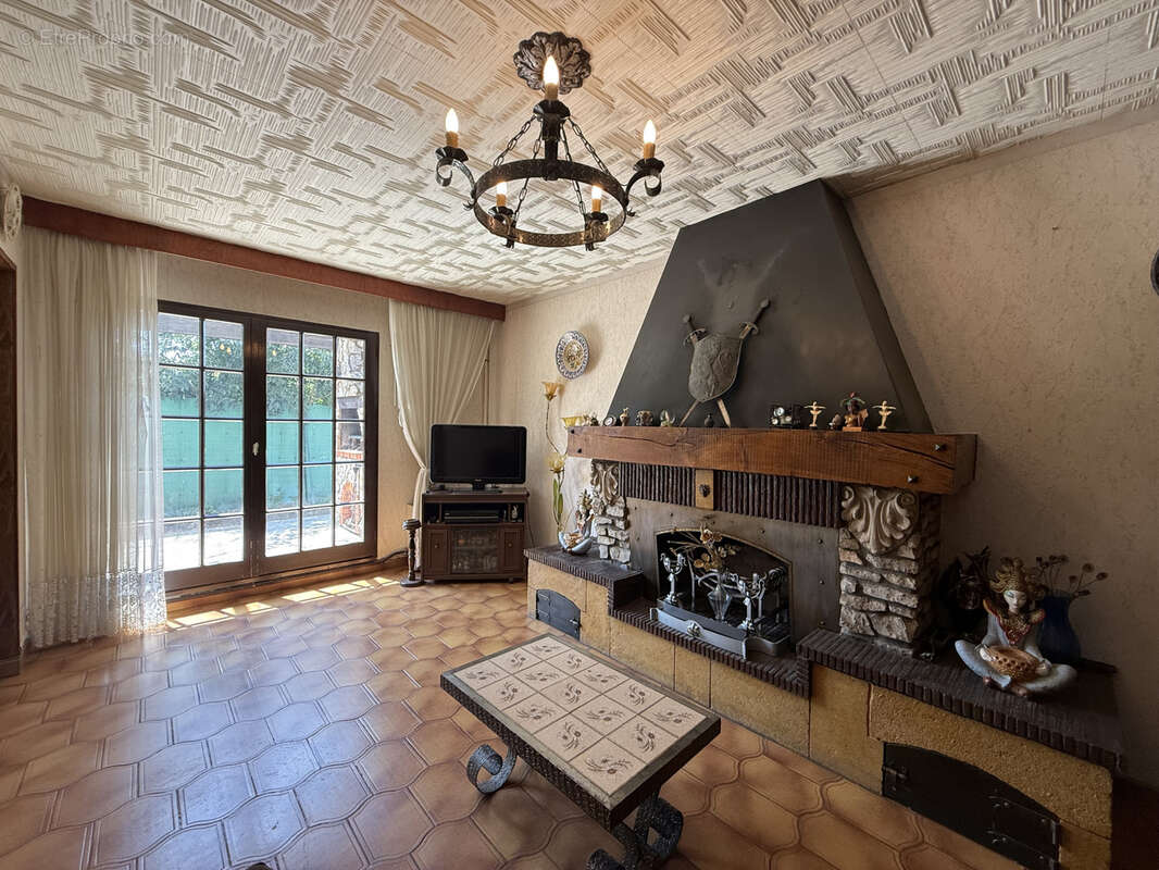 Maison à CAISSARGUES