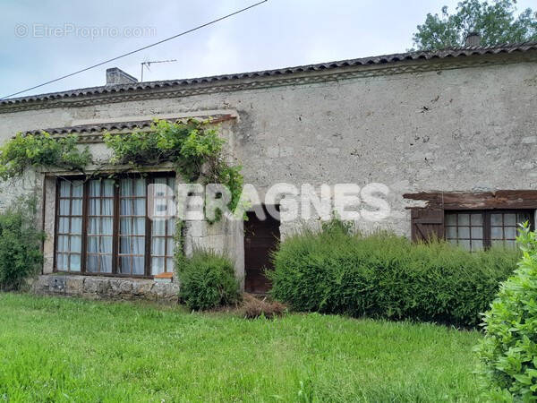 Maison à FLAUGEAC