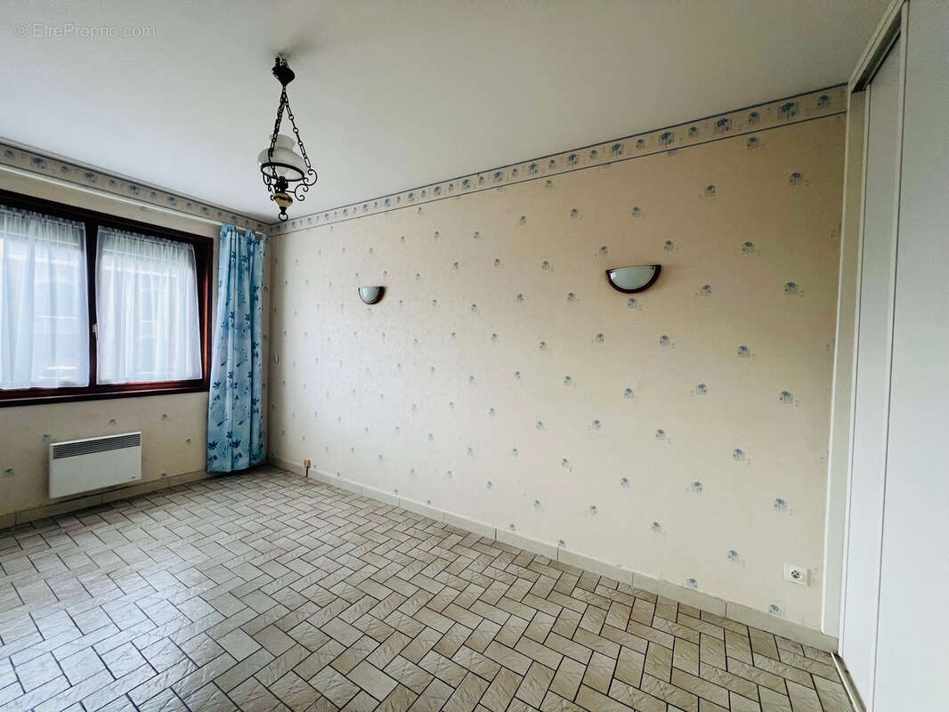 Maison à RAIMBEAUCOURT